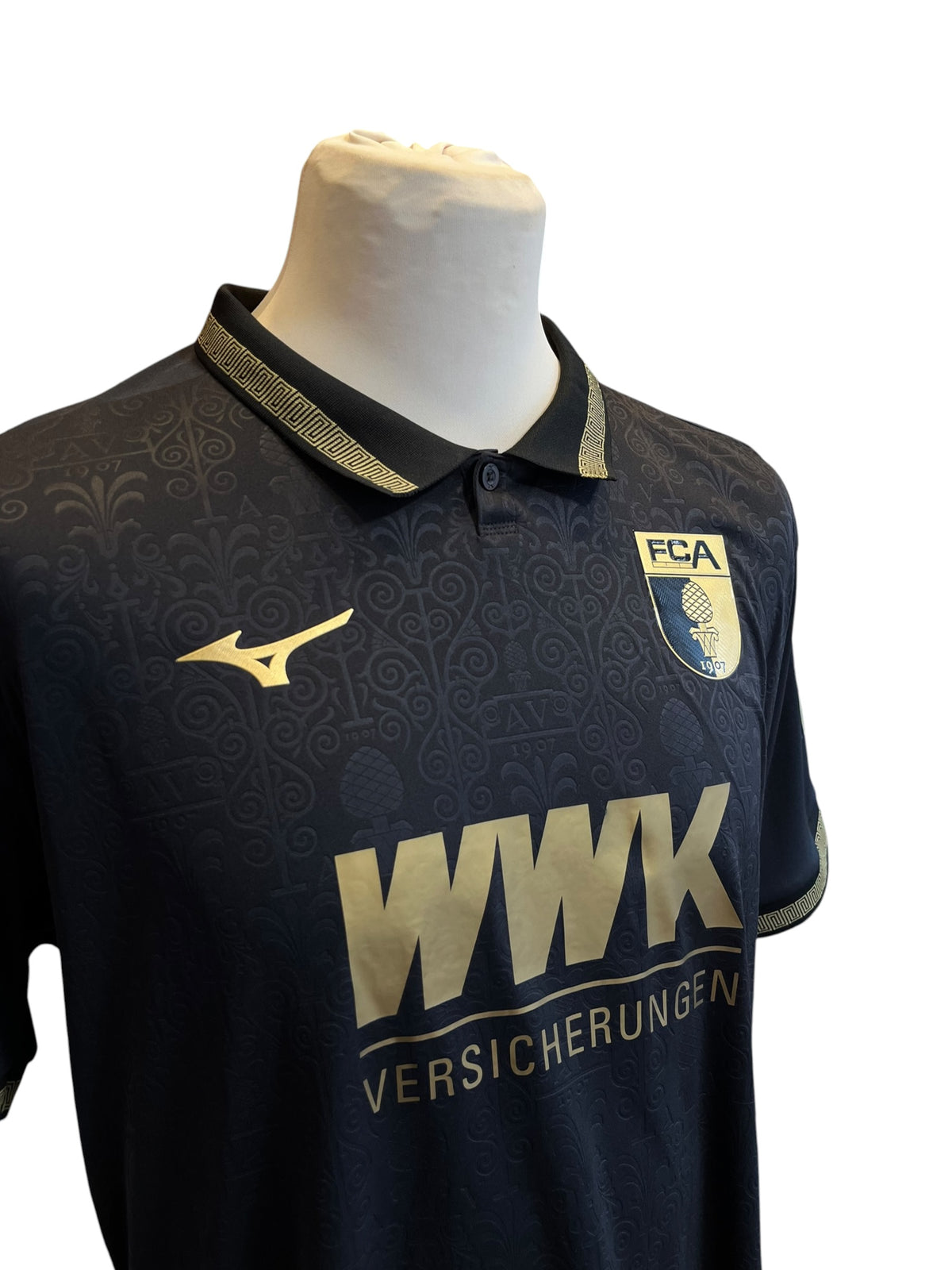 F.C Augsburg Drittes Trikot 2025/26 “Saad” - XL