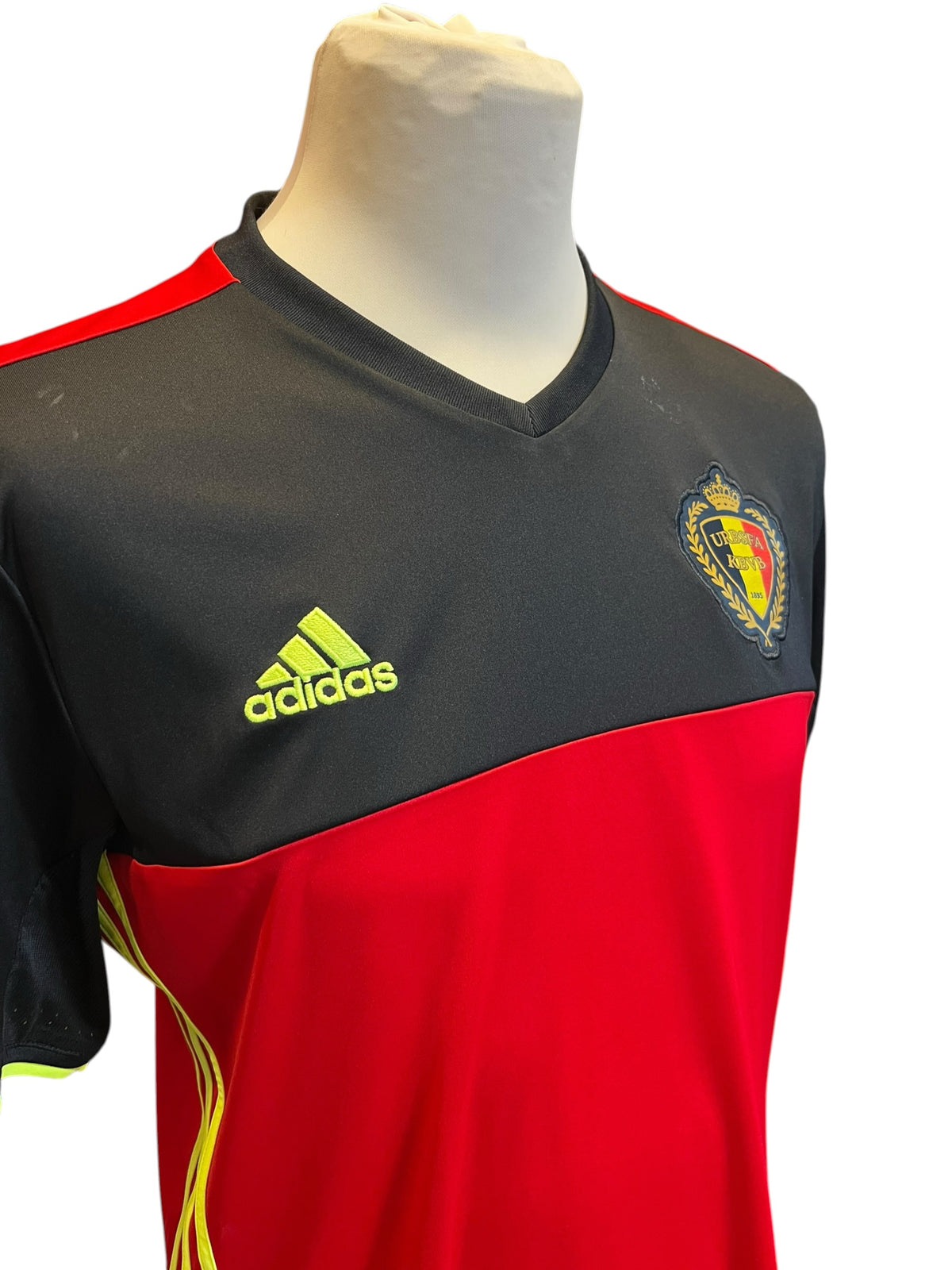 Belgien Heim Trikot 2016/17 - M