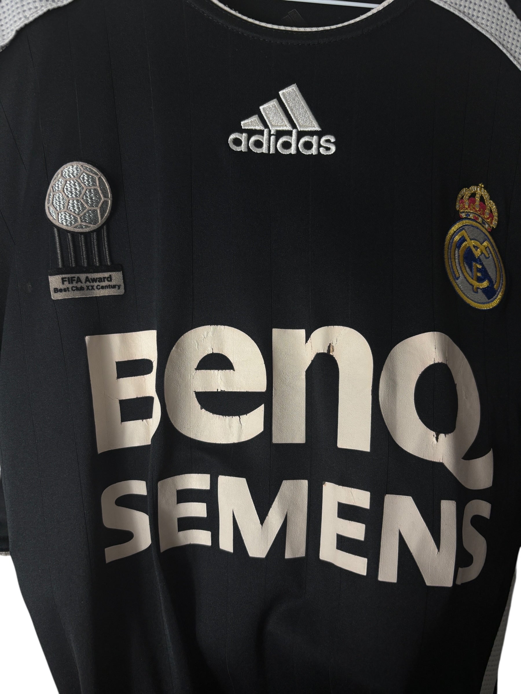 Real Madrid Auswärtstrikot 2006/07 “Carlos” - L