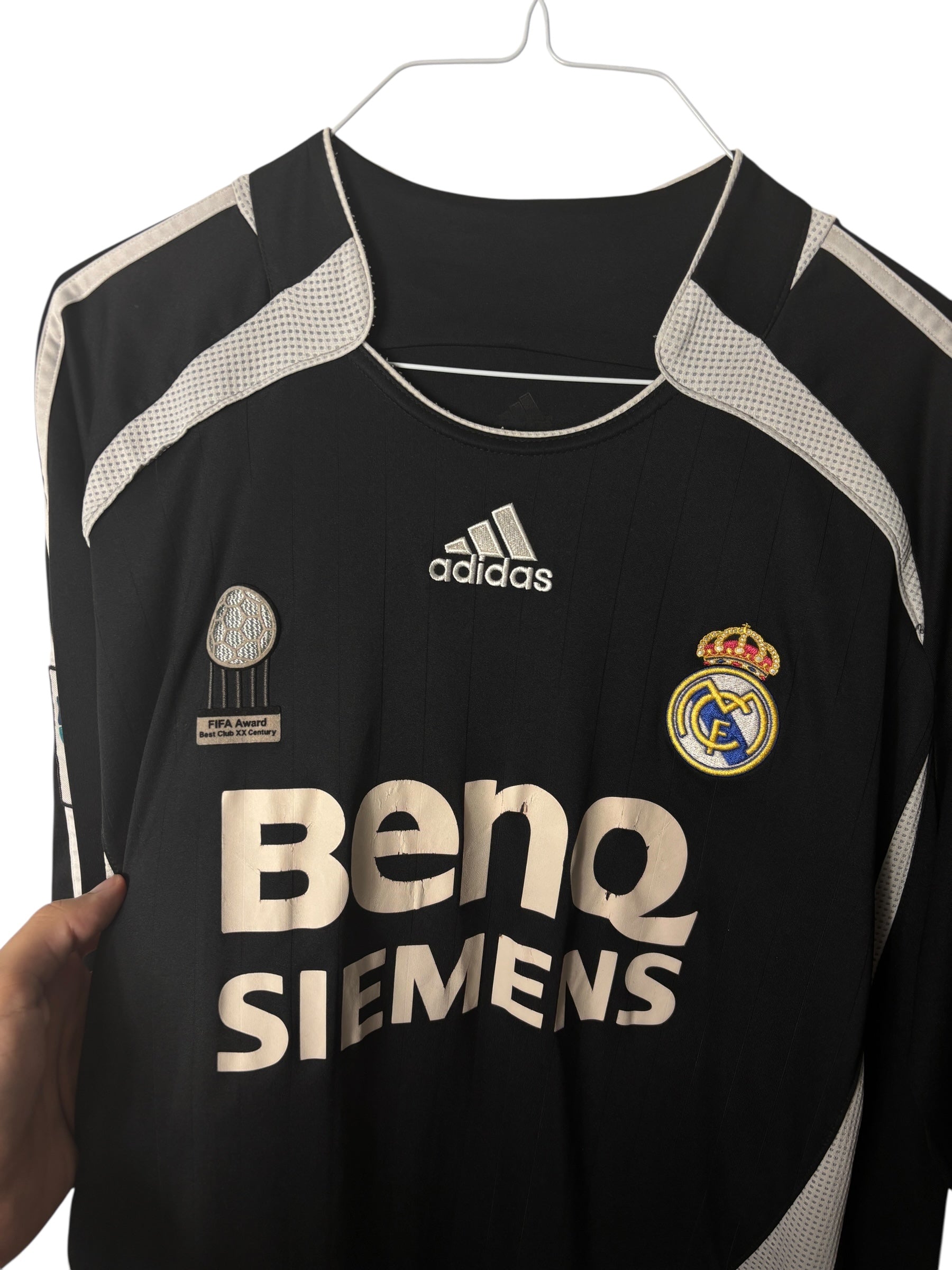 Real Madrid Auswärtstrikot 2006/07 “Carlos” - L