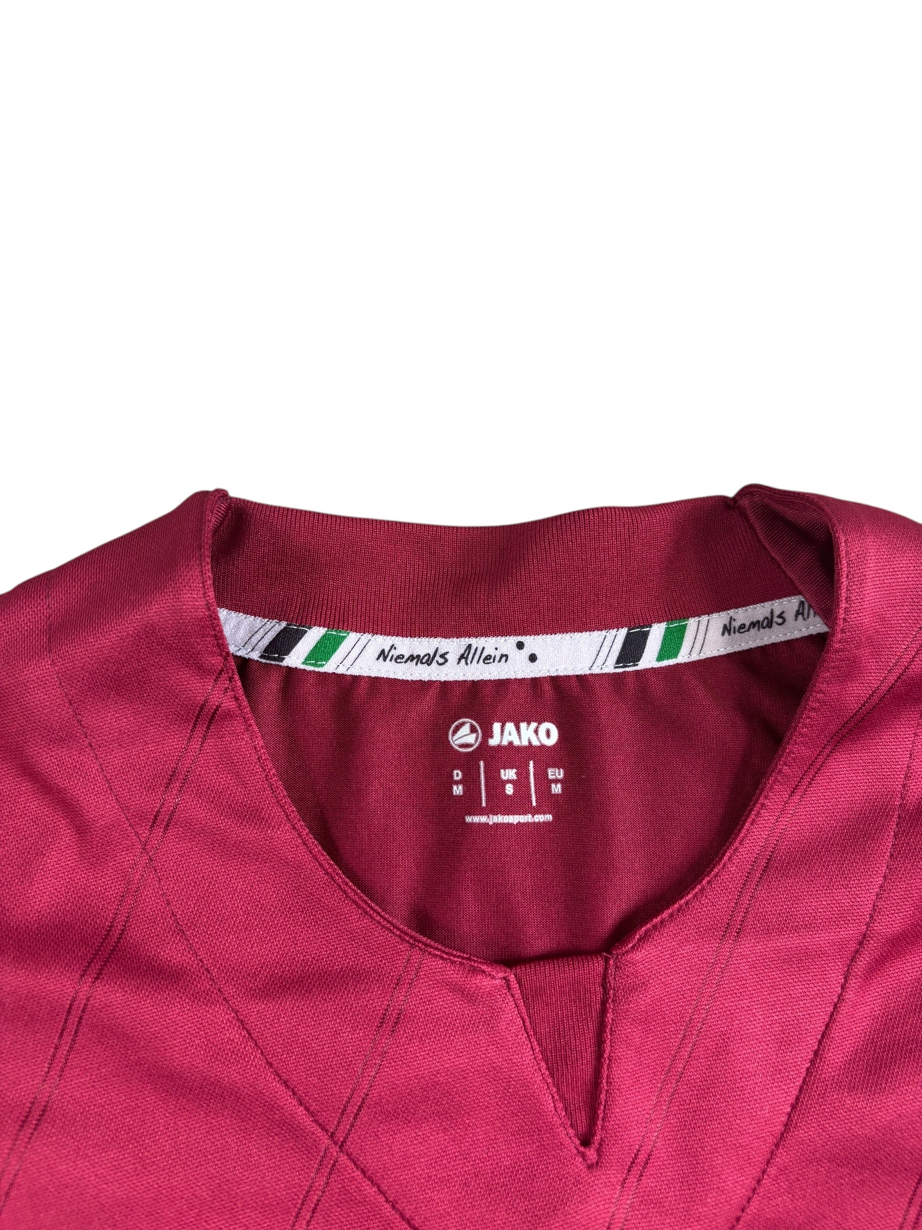 Hannover 96 Home Jersey 2011/12 - M