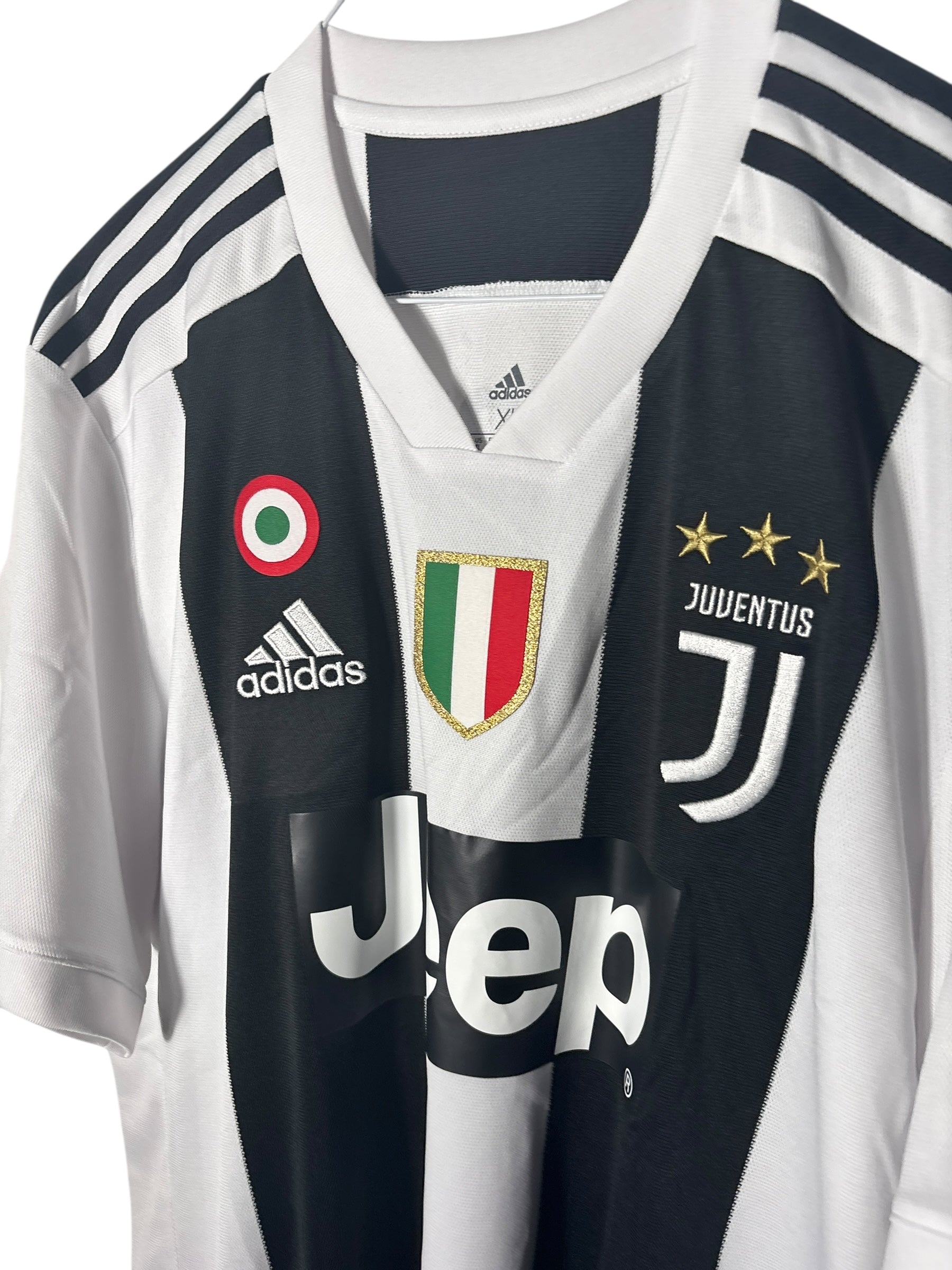 Juventus Turin Heim Trikot 2018/19 “Ronaldo” - XL