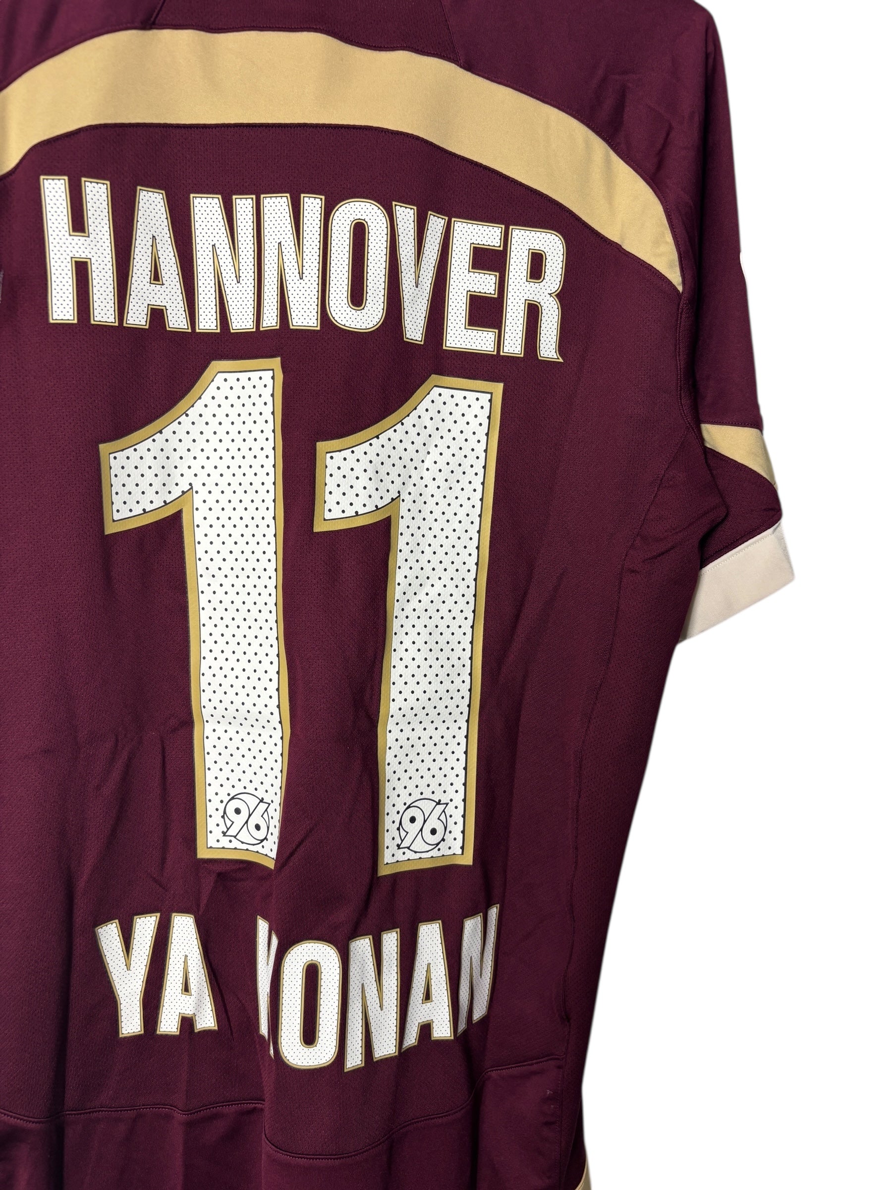 Hannover 96 Heimtrikot 2010/11 “ Ya Konan” - M